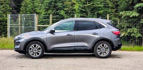 Ford Escape Hybrid 2022