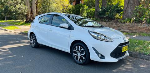 Toyota PRIUS 2019