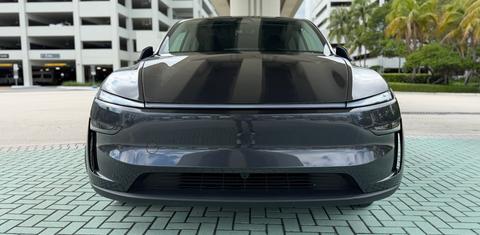 Tesla Model Y 2026