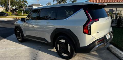Kia EV9 2024