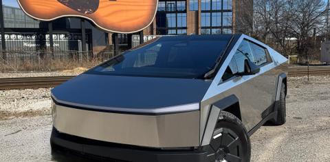 Tesla Cybertruck 2025