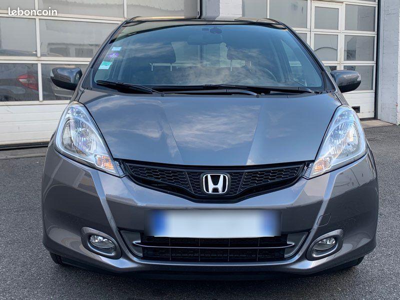 Honda JAZZ 2015 à Porto-Vecchio