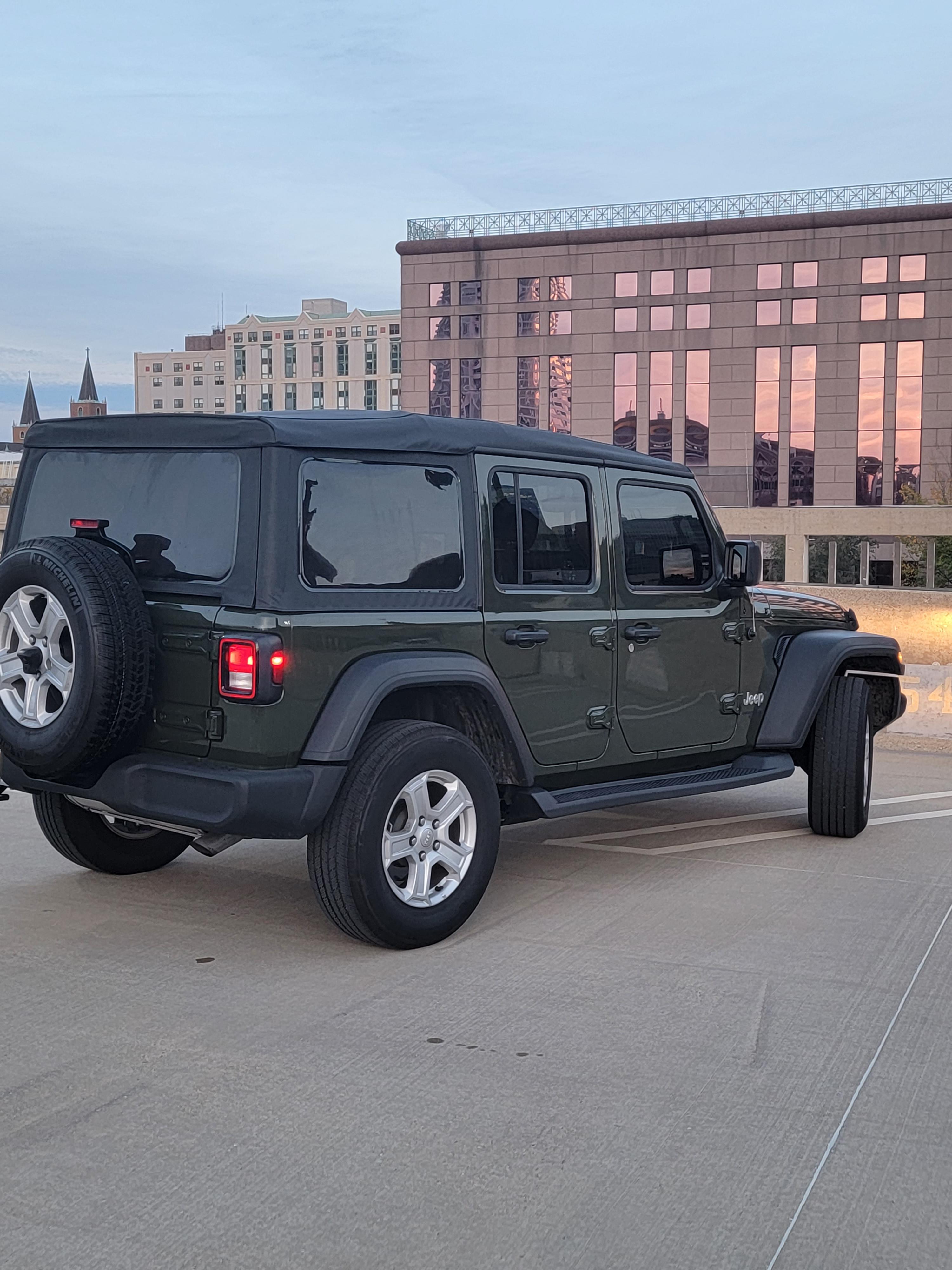 Jeep Wrangler Unlimited 2020 in Glendale, WI