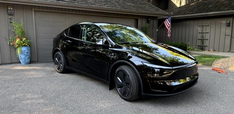Tesla Model Y 2026