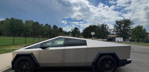 Tesla Cybertruck 2024