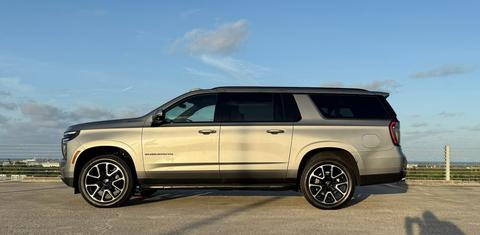 Chevrolet Suburban 2025
