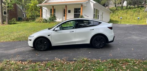 Tesla Model Y 2026