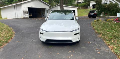 Tesla Model Y 2026