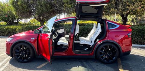 Tesla Model X 2016