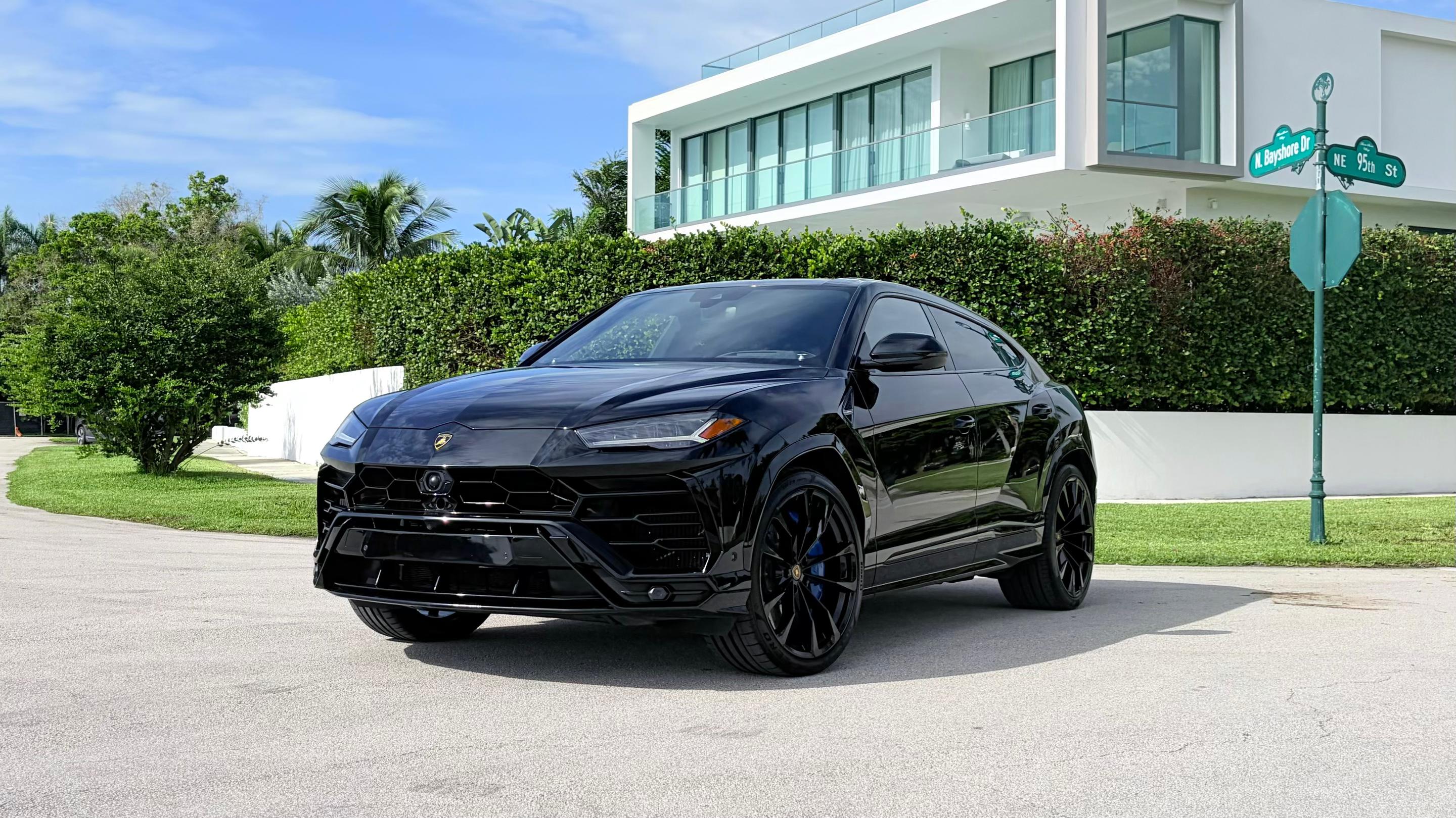 Lamborghini Urus 2019 in Aventura, FL