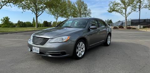 Chrysler 200 2013
