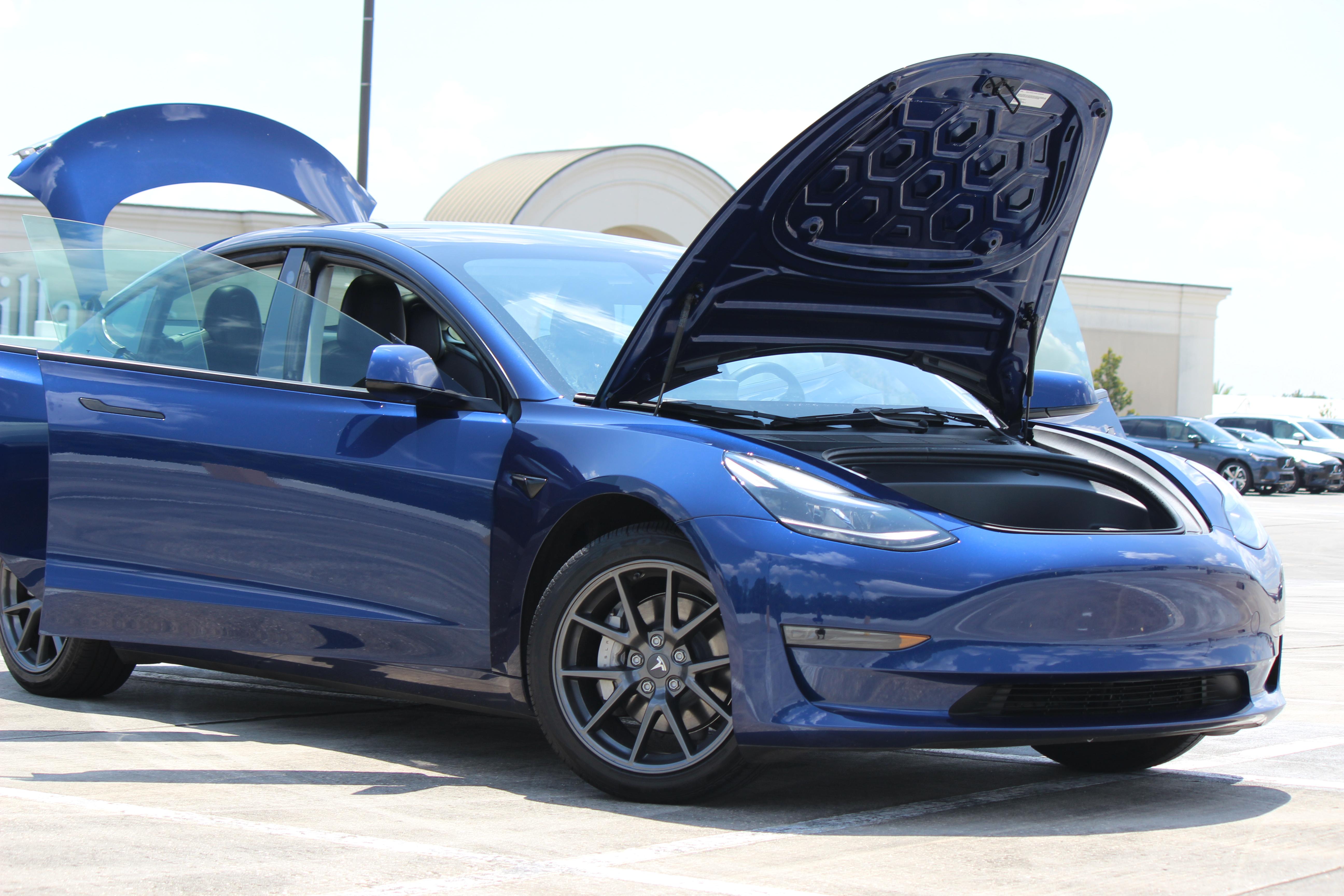 Tesla Model 3 2023 in Tampa, FL