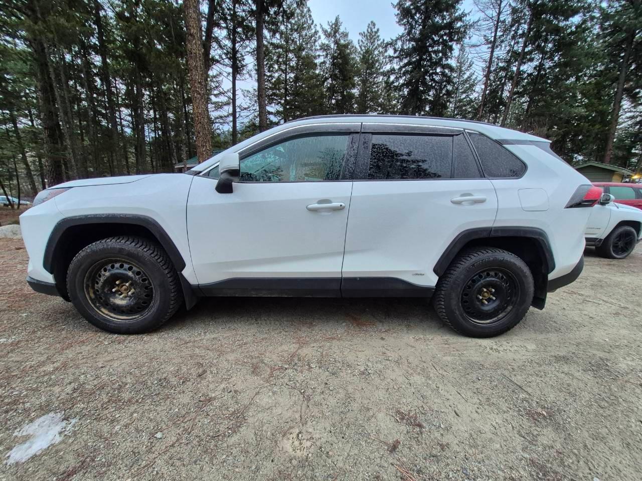 Toyota RAV4 Hybrid 2022 à Kelowna, BC