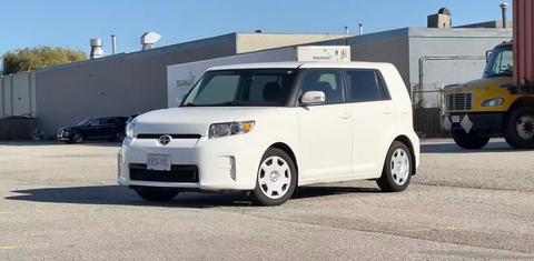 Scion xB 2013