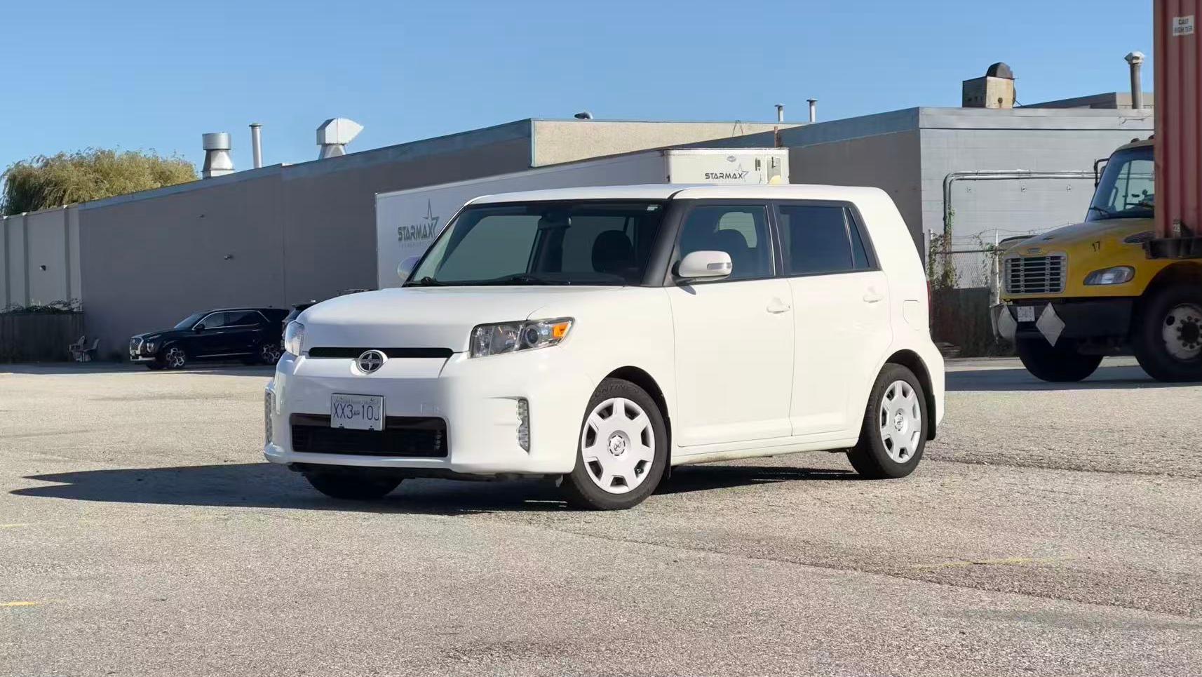 Scion xB 2013 in Richmond, BC