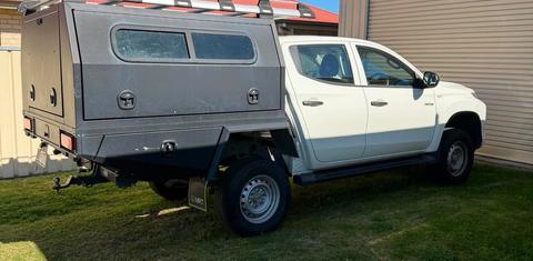 Mitsubishi TRITON 2023