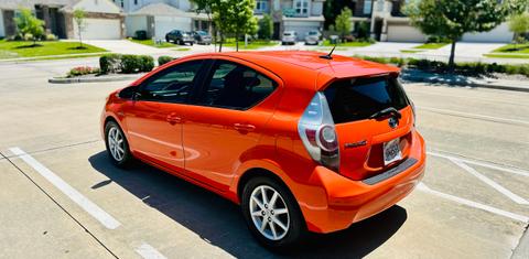 Toyota Prius c 2013