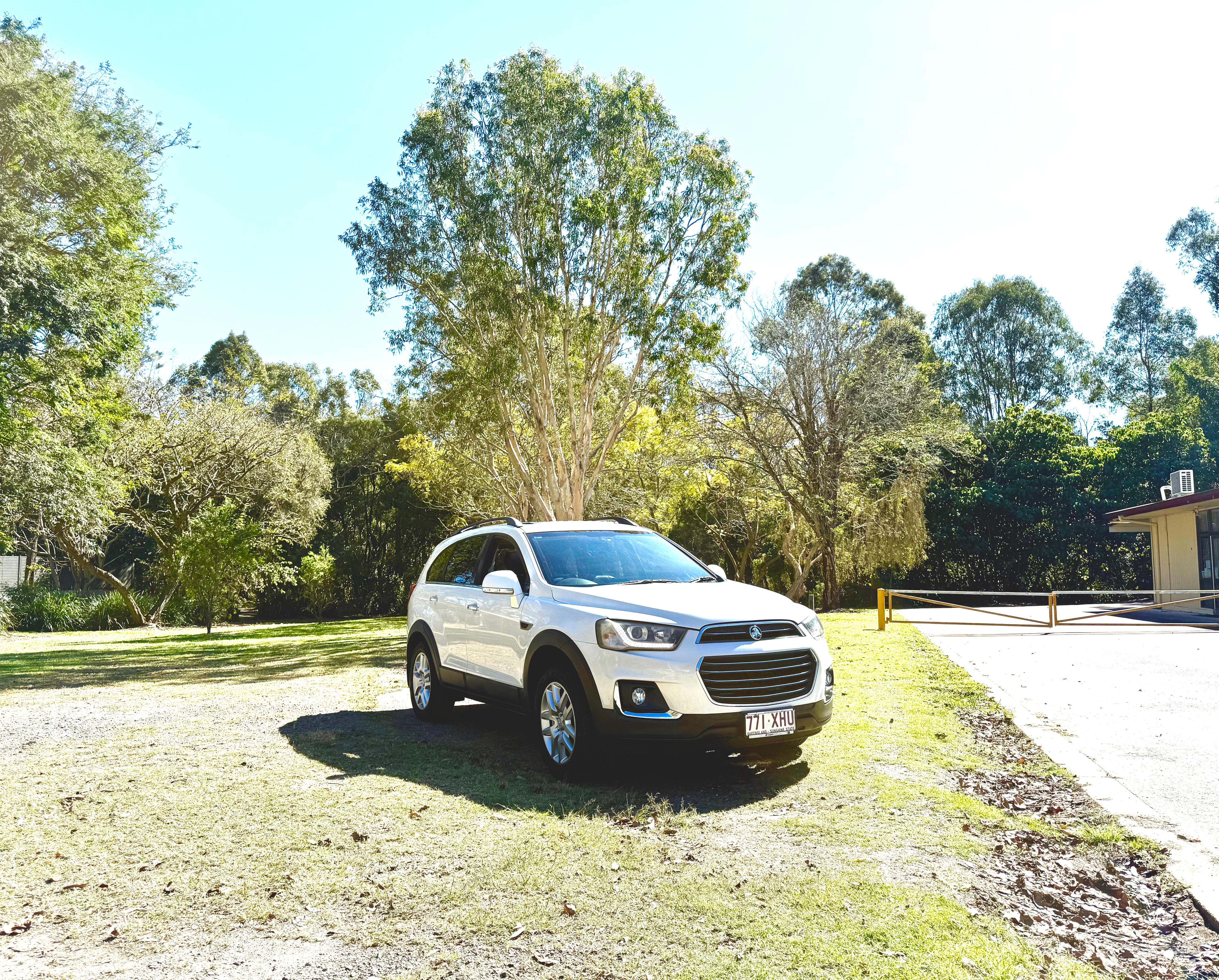 Holden CAPTIVA 2016 in New Farm