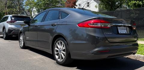 Ford Fusion Hybrid 2017