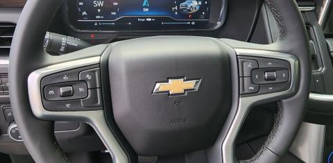 Chevrolet Suburban 2023