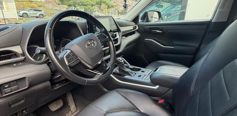 Toyota Highlander 2021