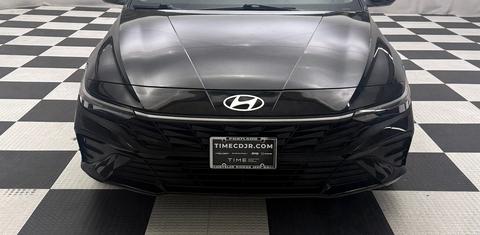 Hyundai Elantra 2024