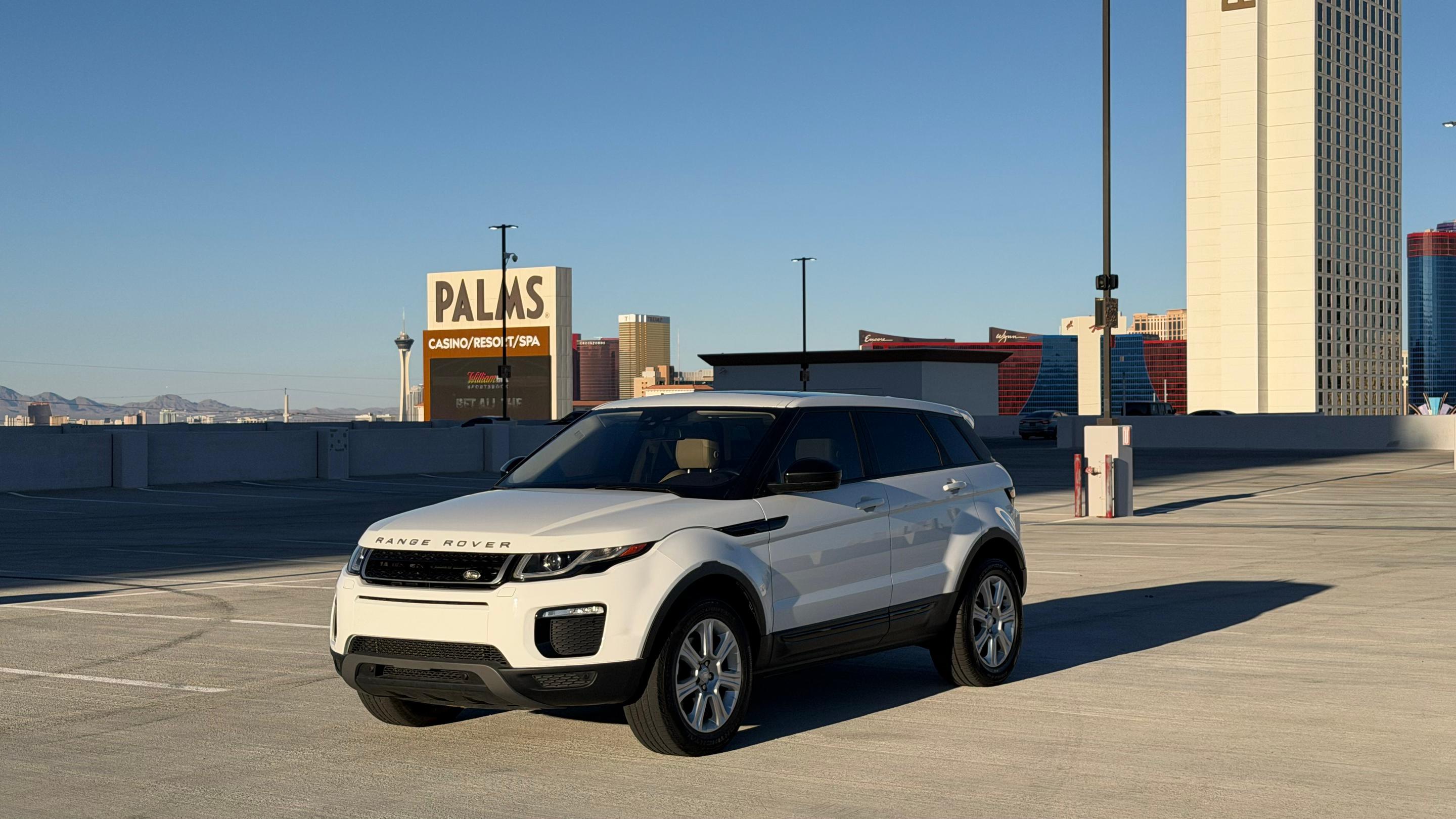 Land Rover Range Rover Evoque 2017 in 