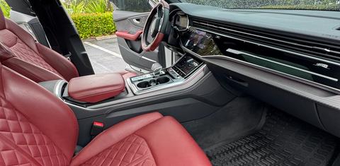 Audi SQ8 2024