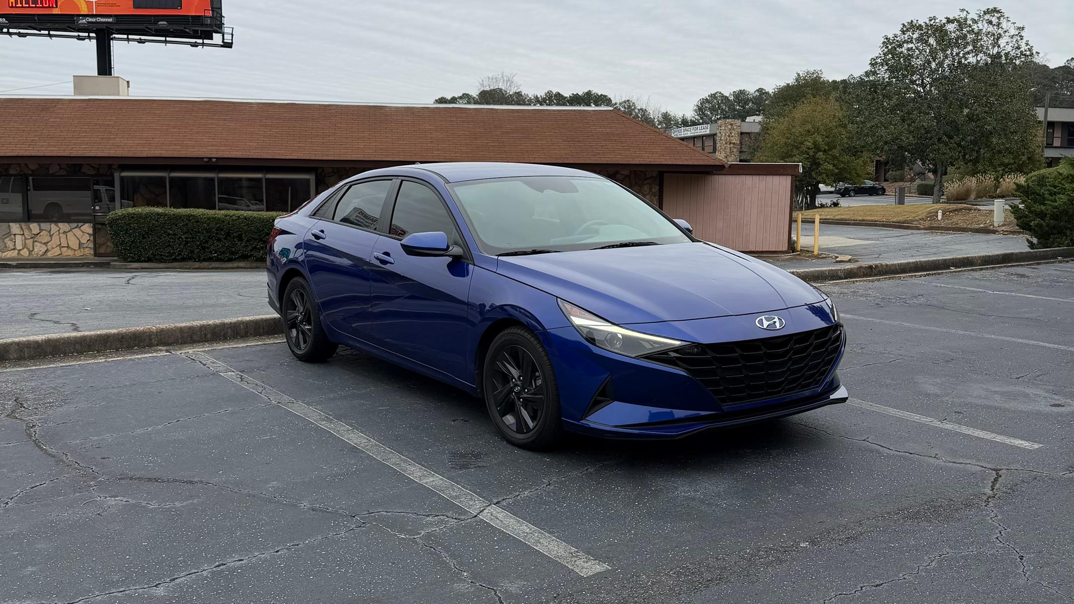 Hyundai Elantra 2022 in 