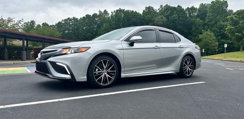 Toyota Camry 2024