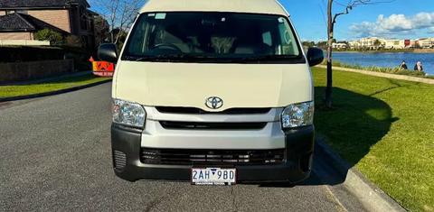 Toyota Hiace Commuter Bus 2018