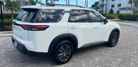 Nissan Pathfinder 2022