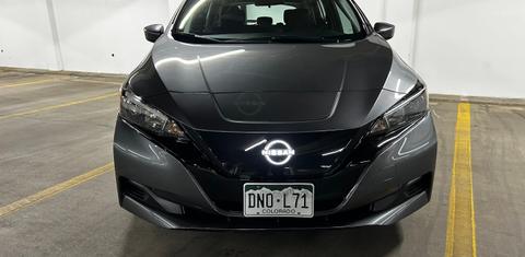 Nissan LEAF 2024