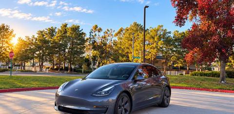 Tesla Model 3 2022