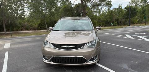 Chrysler Pacifica 2017