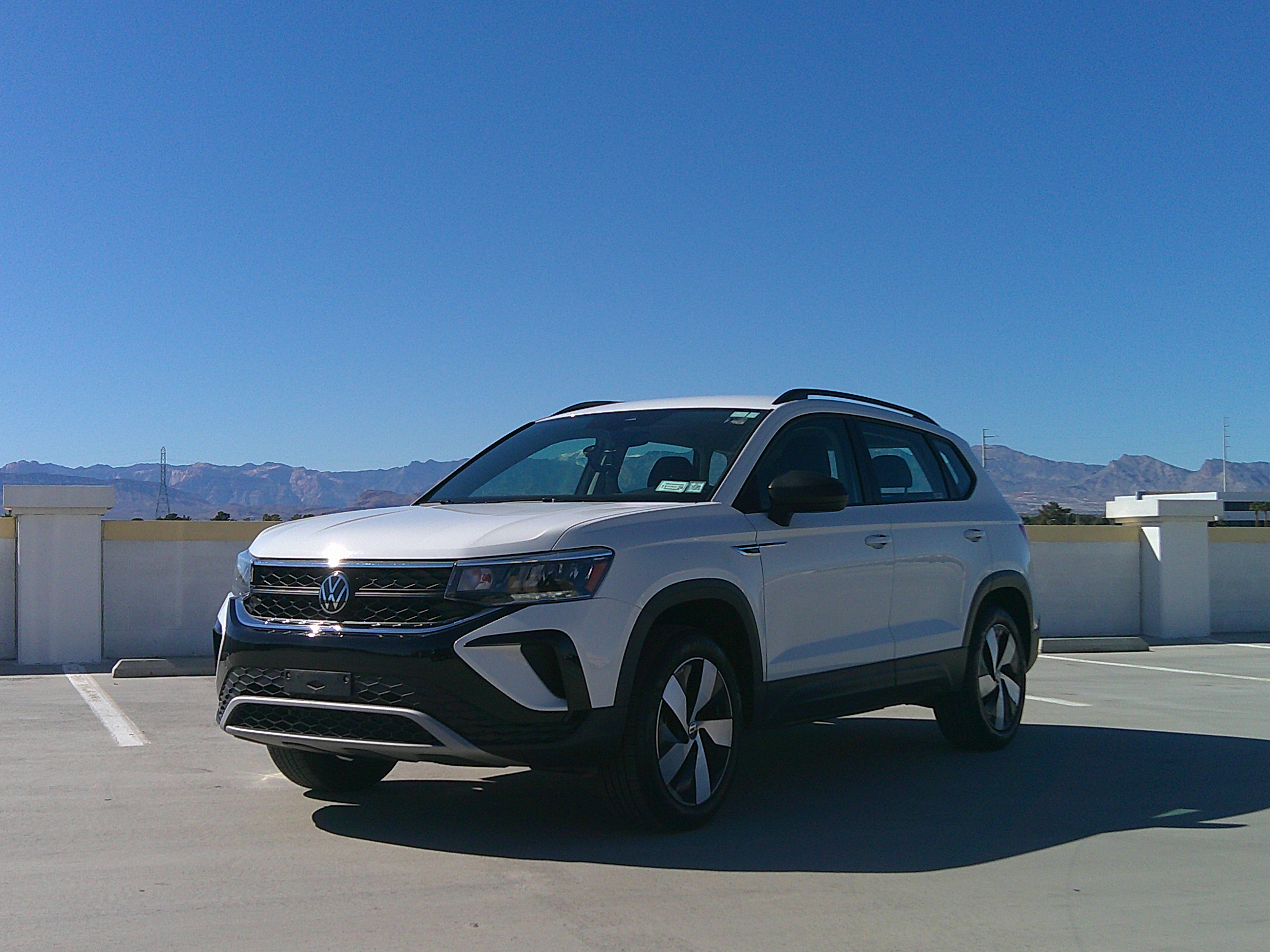 Volkswagen Taos 2024 in Las Vegas, NV