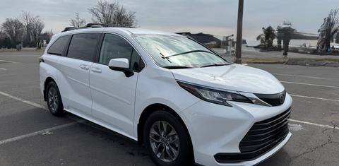 Toyota Sienna 2023