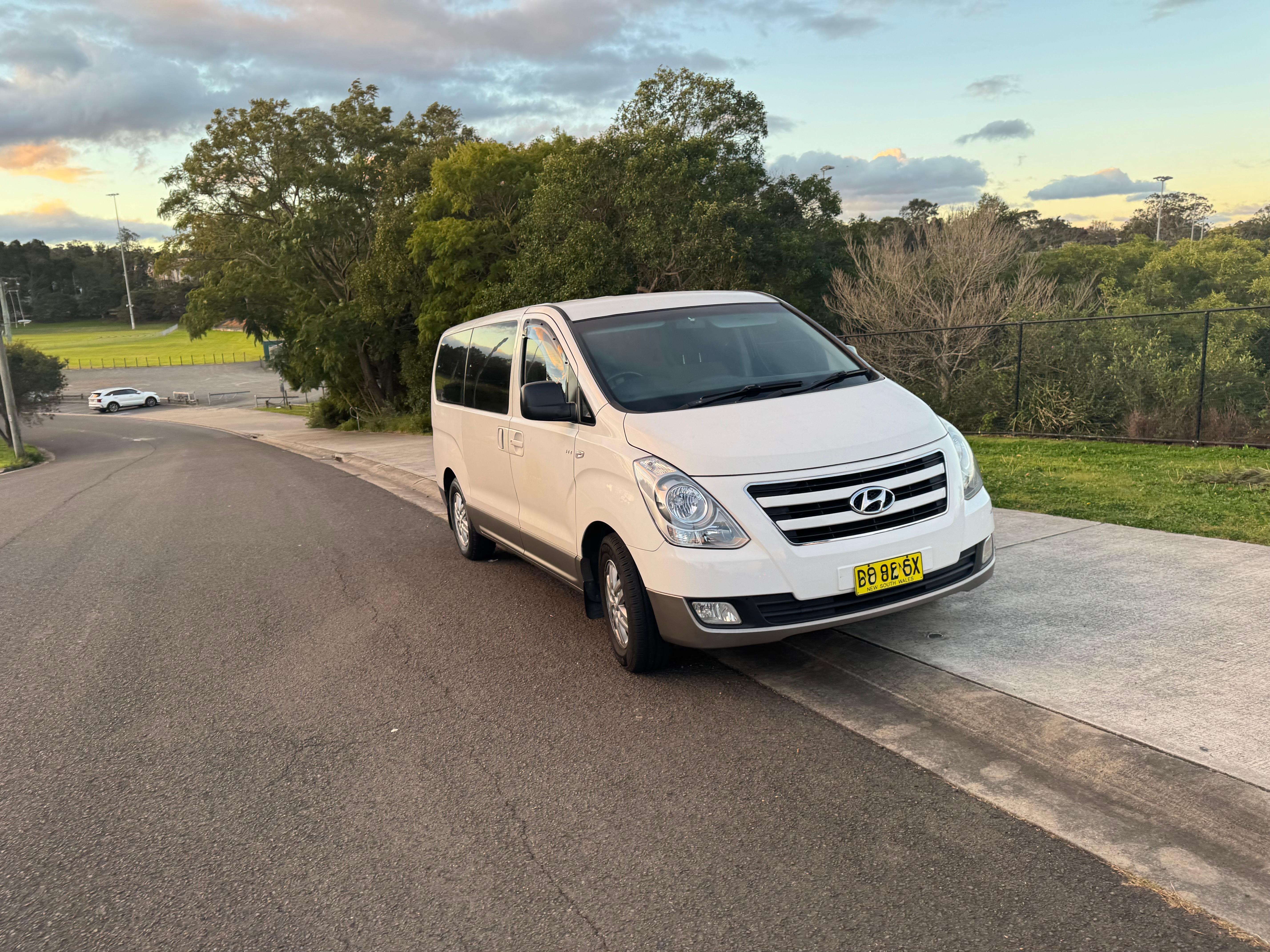 Hyundai iMAX 2016 in Burwood