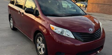 Toyota Sienna 2015