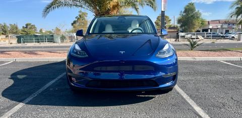 Tesla Model Y 2025