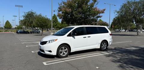 Toyota Sienna 2014