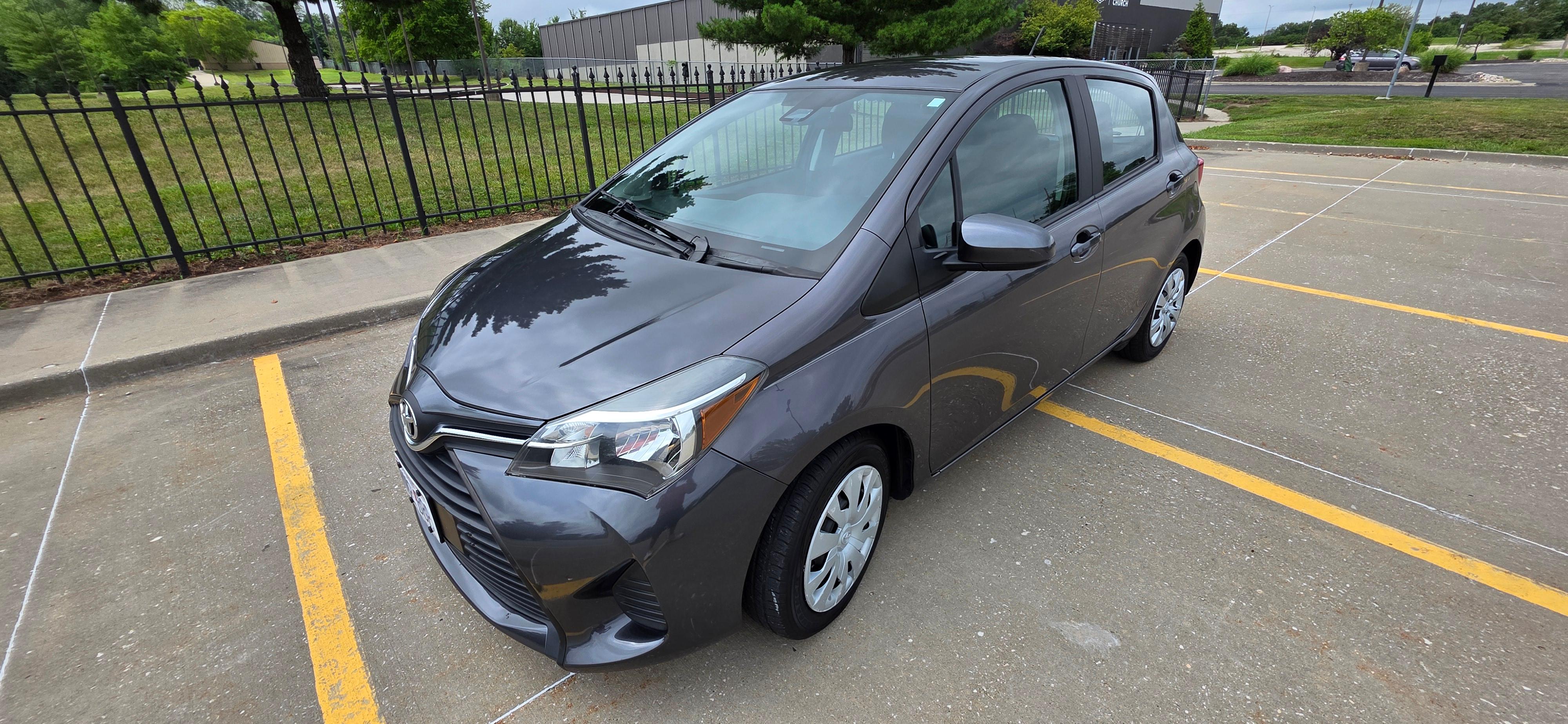 Toyota Yaris 2017 in Lee's Summit, MO