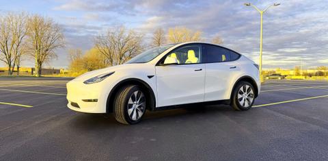 Tesla Model Y 2021