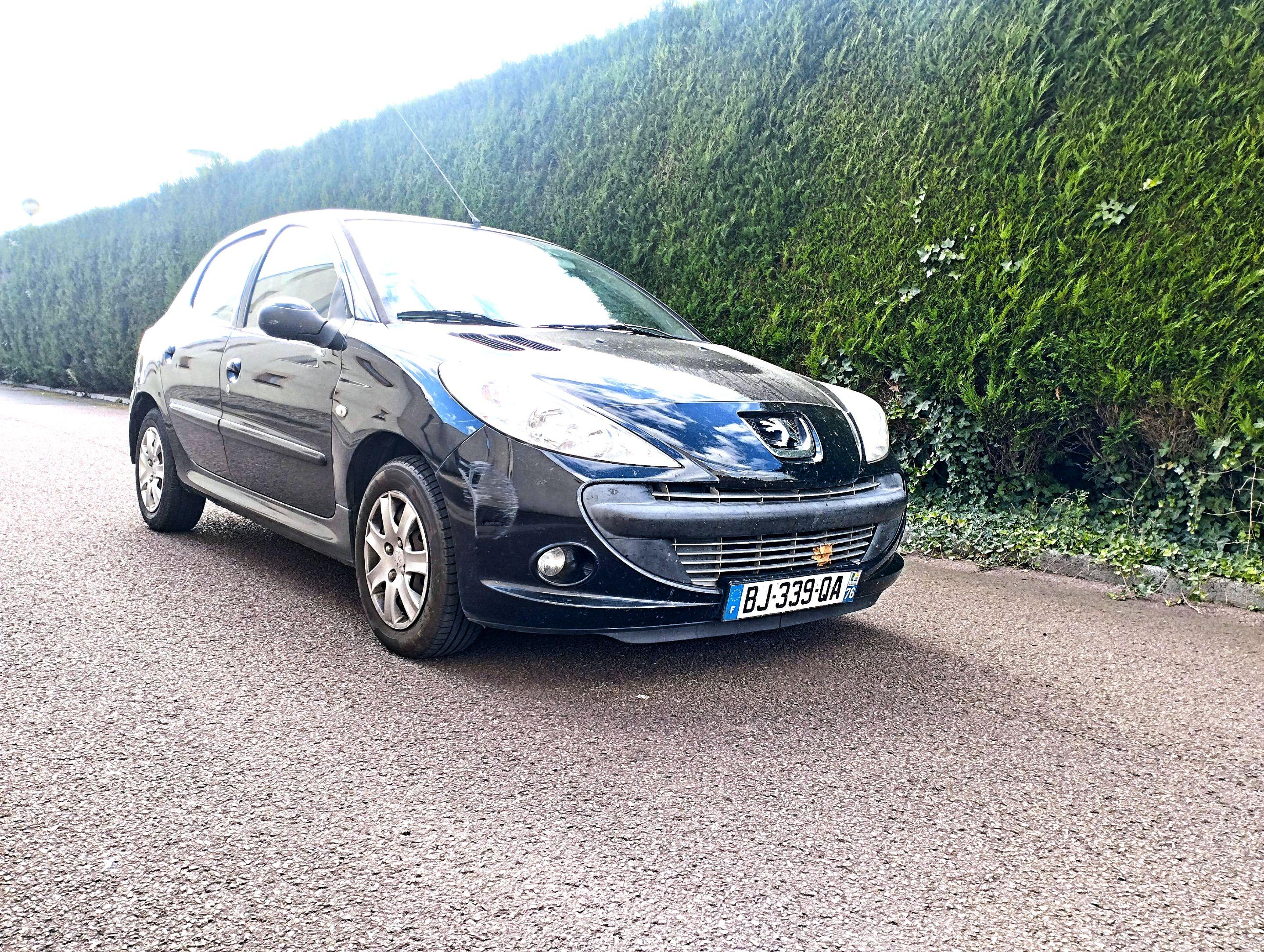 Peugeot 206+ 2011 à Lisieux