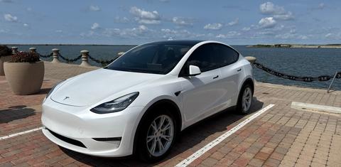 Tesla Model Y 2021