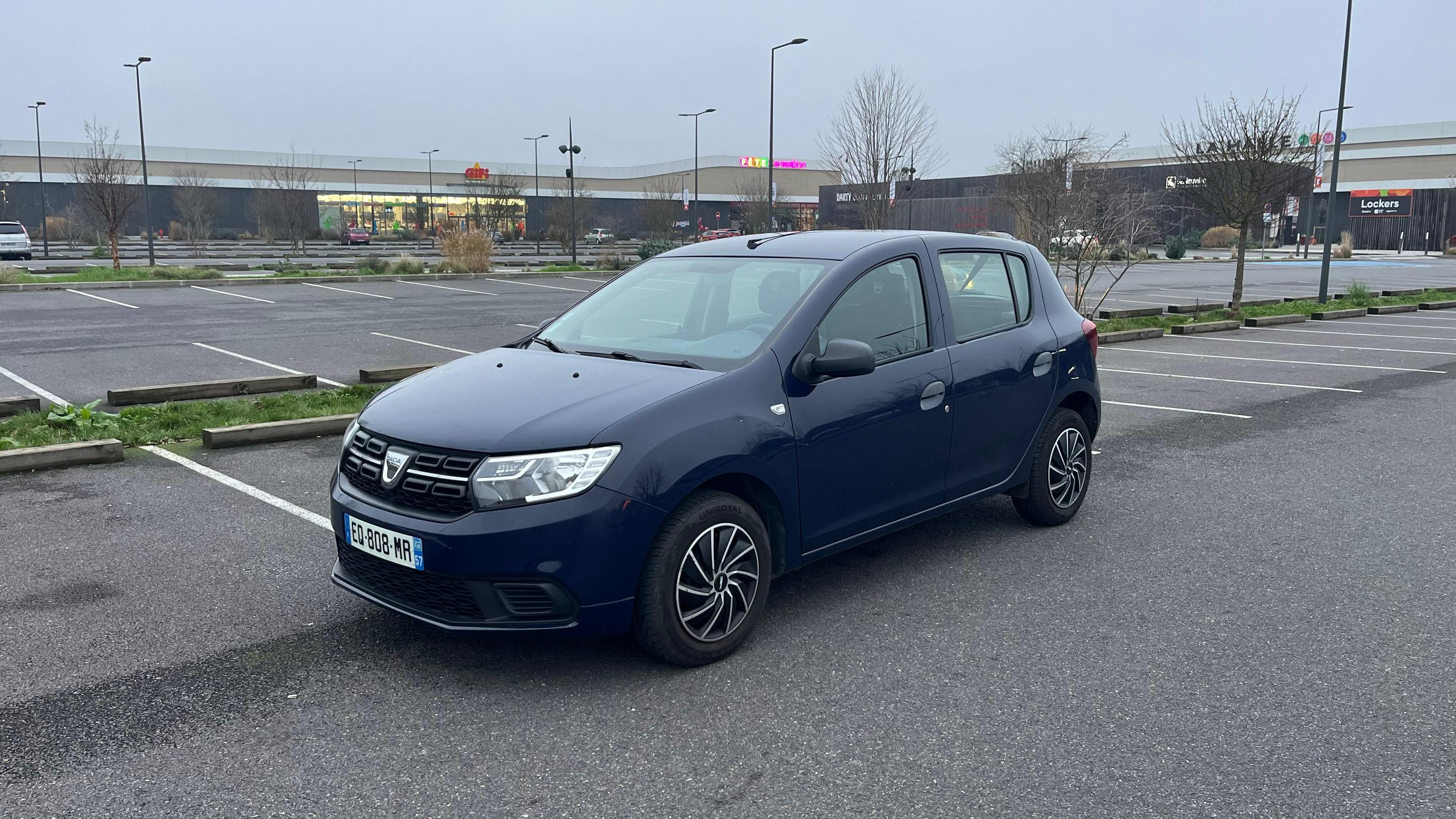 Dacia SANDERO 2017 à Périgny