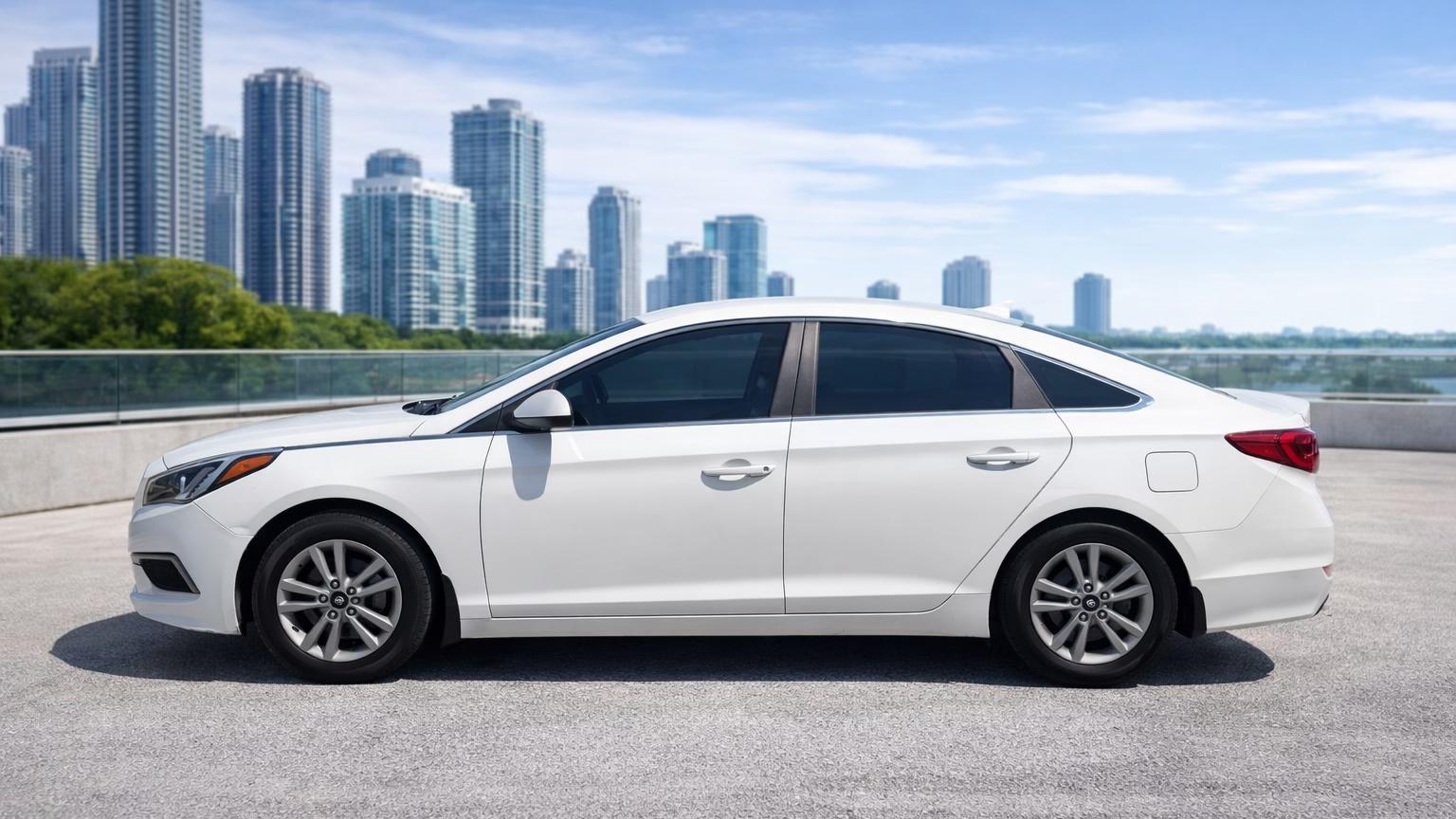 Hyundai Sonata 2017 in Sarasota, FL