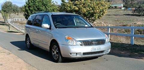 Kia GRAND CARNIVAL 2014