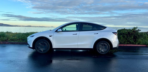 Tesla Model Y 2026