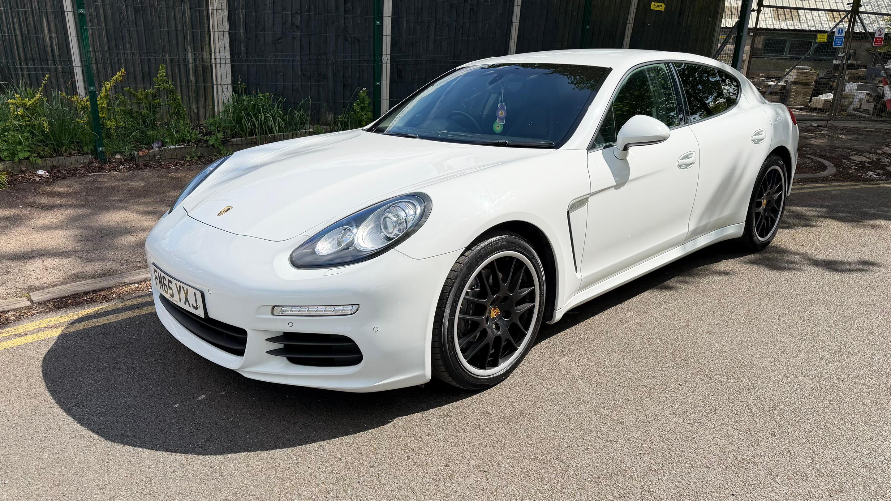 Porsche Panamera 2016 in Birmingham